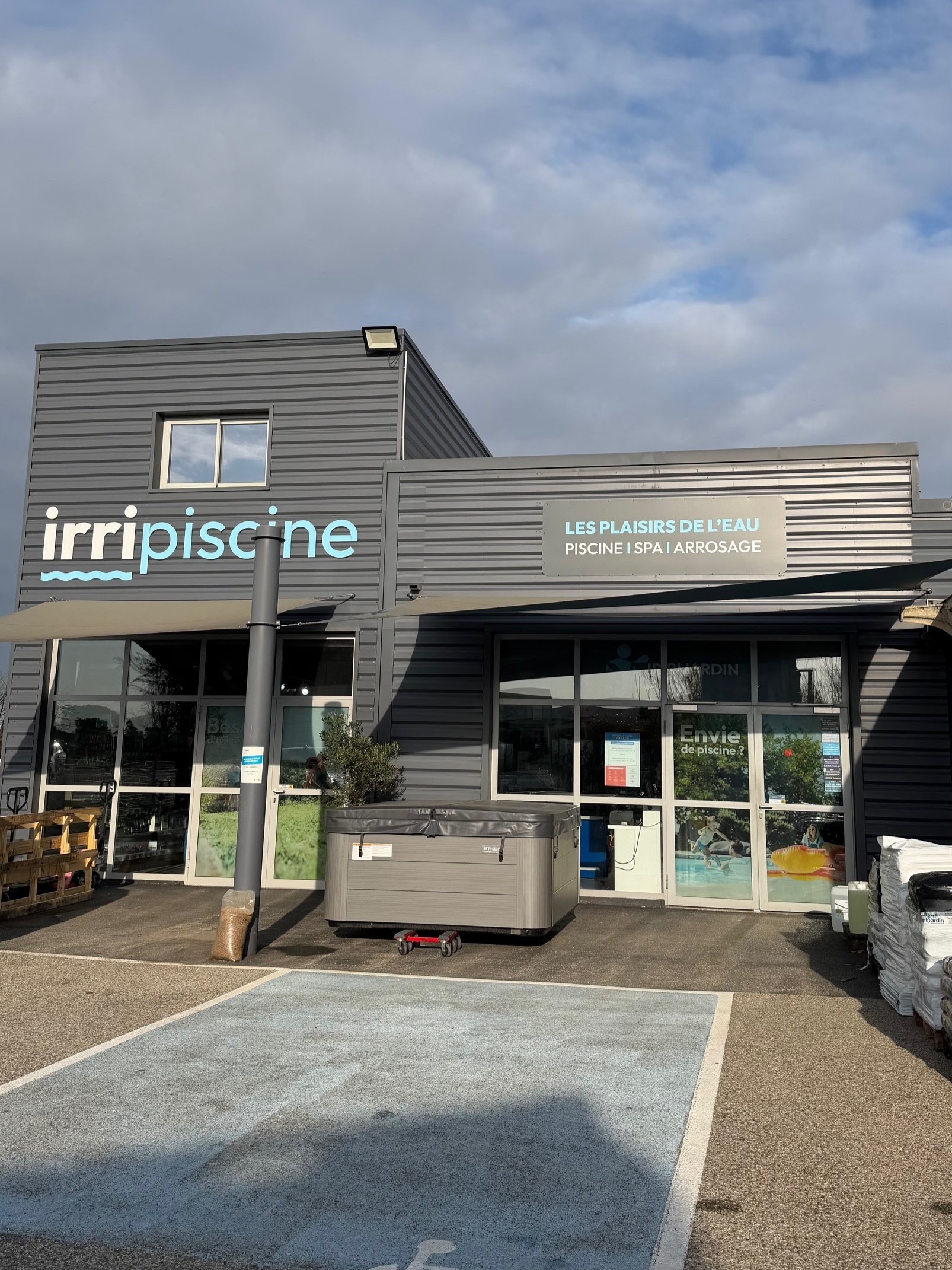 IDCI Réseau à Bollène-Irripiscine, téléphonie fixe